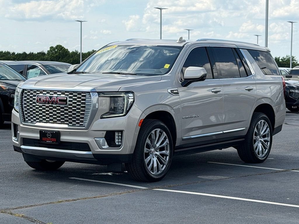 Used 2022 Beige GMC Denali image 9
