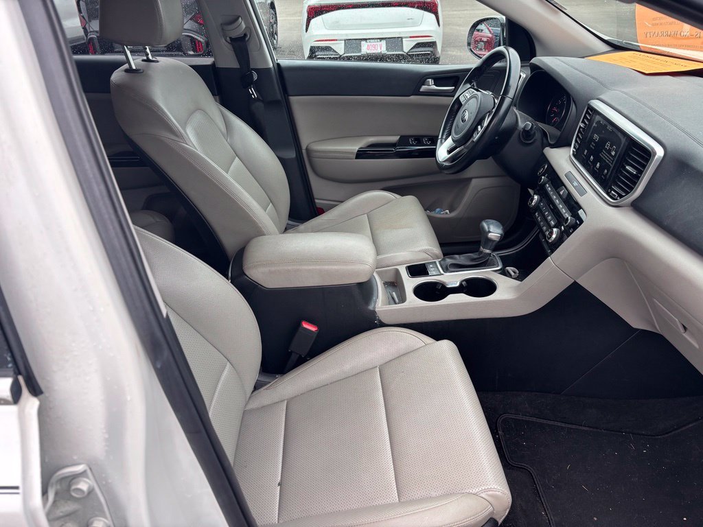 Used 2021 Snow White Pearl Kia EX image 11