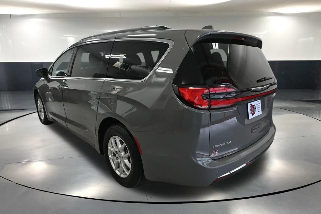2022 Chrysler Pacifica Touring L - Photo 8