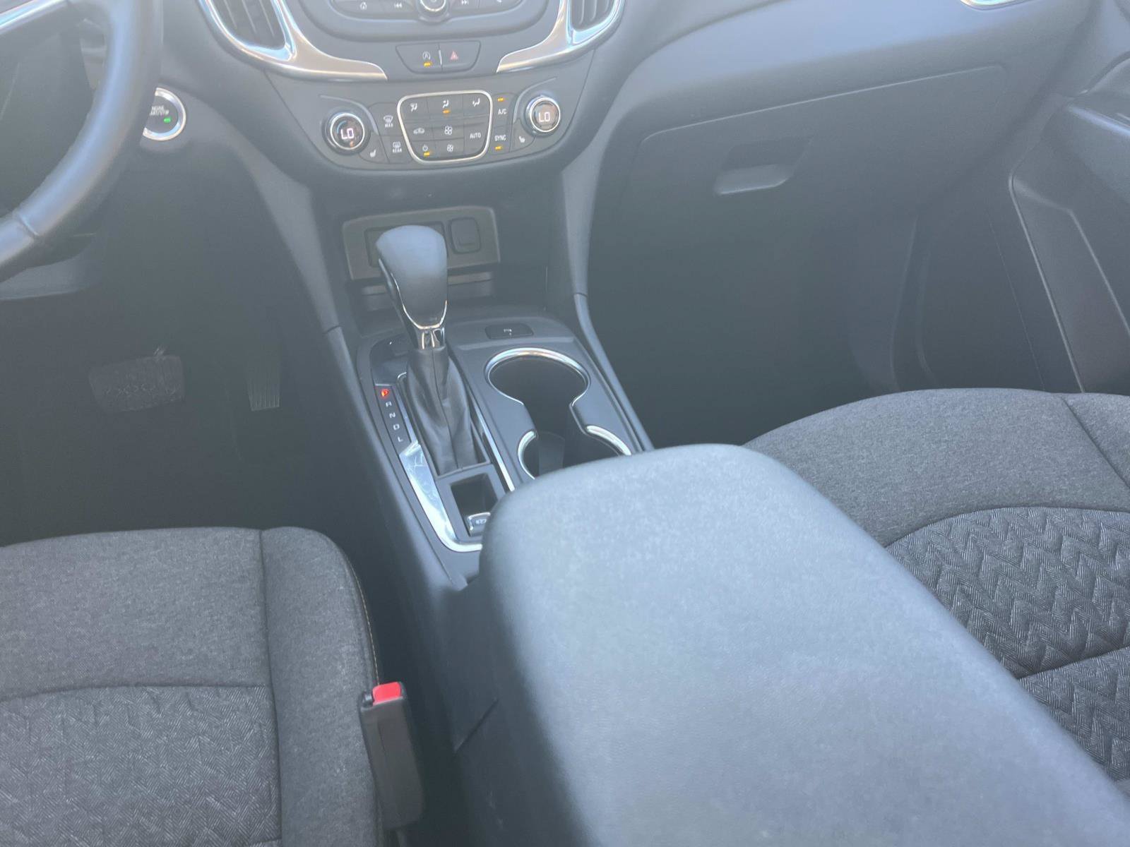 Used 2024 Summit White Chevrolet LT image 17