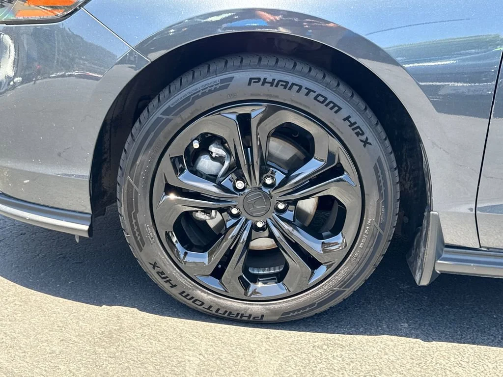 Used 2023 Gray Honda EX image 6