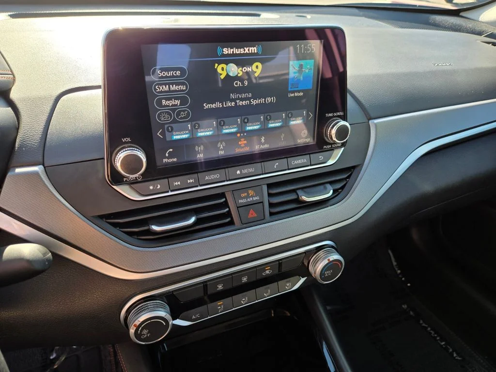2024 Nissan Altima SR - Photo 23