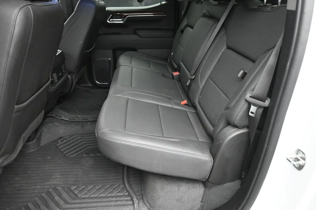 Used 2024 White Chevrolet LT Trail Boss image 11