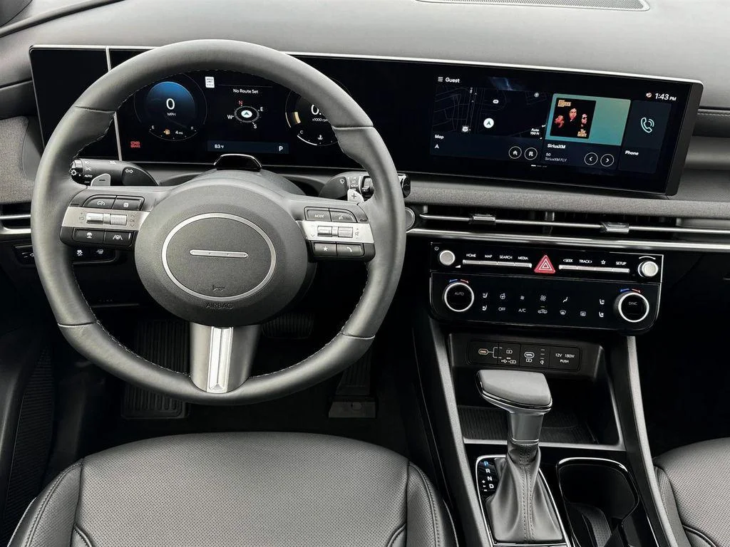 2025 Hyundai Santa Cruz Limited - Photo 18