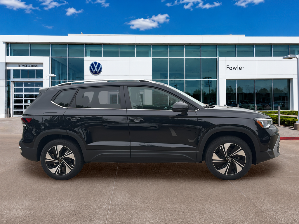New 2026 Black Volkswagen 1.5T SE image 4