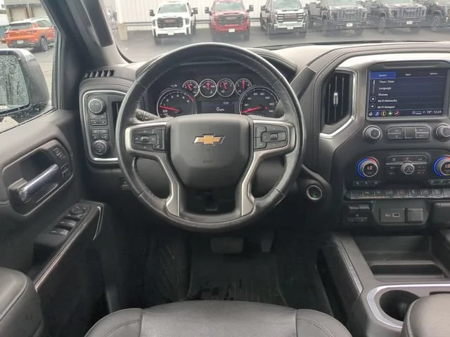 Used 2021 BLACK Chevrolet LTZ image 15