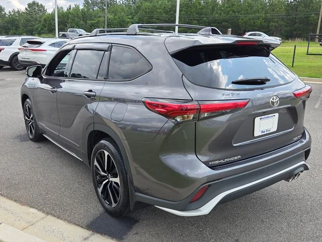 Used 2022 Gray Toyota XSE image 10