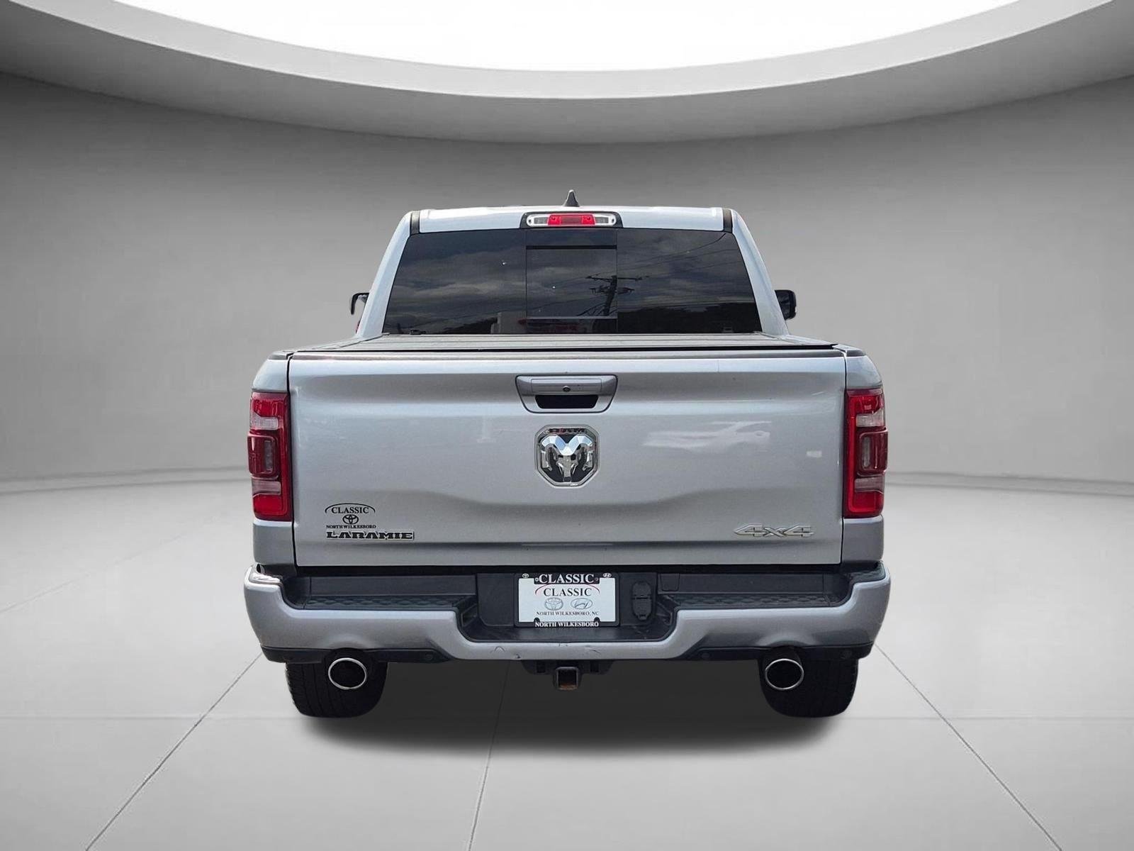 Used 2022 Billet Silver Metallic Clearcoat Ram Laramie image 4