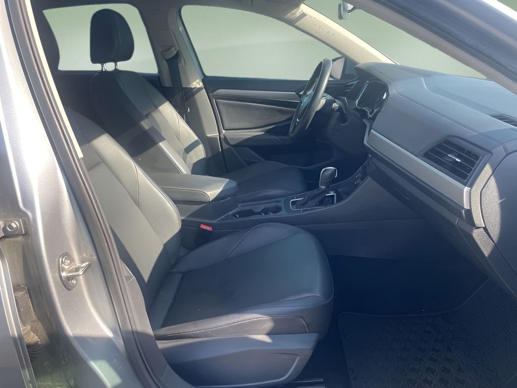Used 2019 Silver Volkswagen 1.4T SE image 14