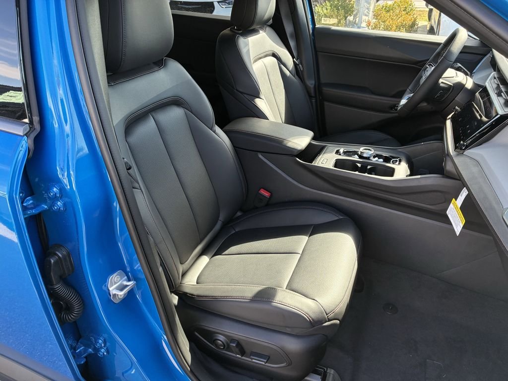New 2026 Hydro Blue Pearlcoat Jeep Limited image 35