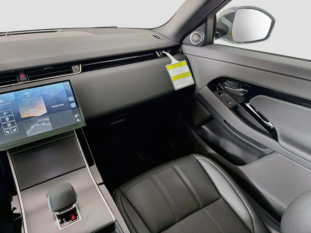 New 2026 Fuji White Land Rover S image 25