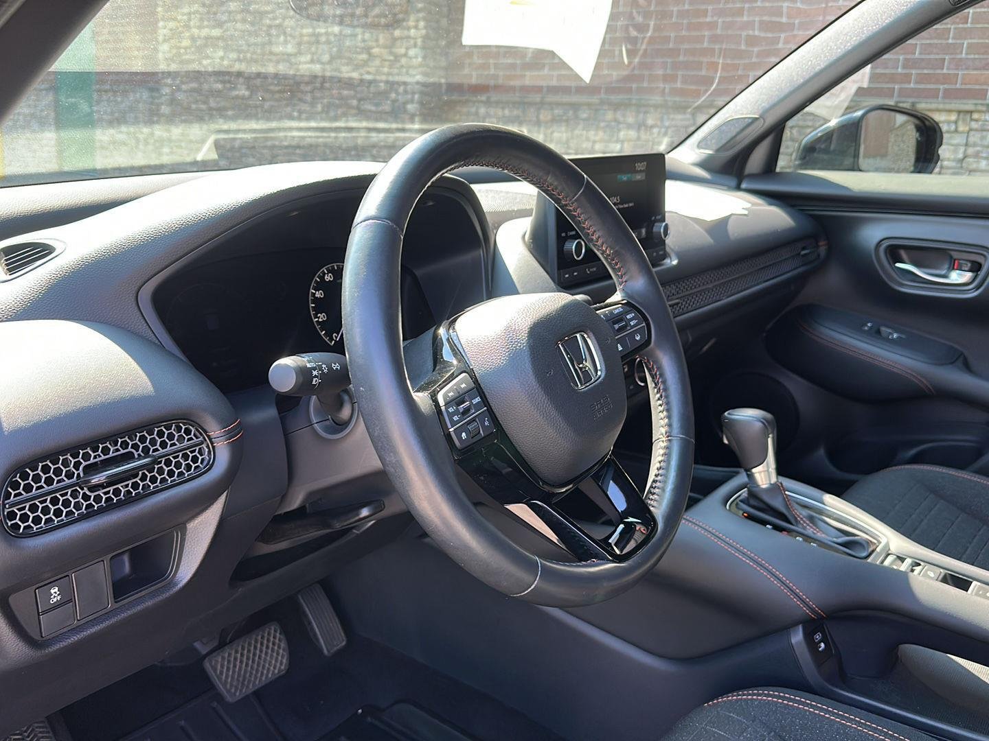 Certified Used 2024 Pearl Honda Sport image 10