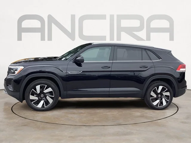 New 2026 Deep Black Pearl Volkswagen 2.0T SE W/TECHNOLOGY image 5