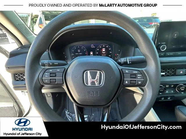 Used 2024 White Honda EX image 24
