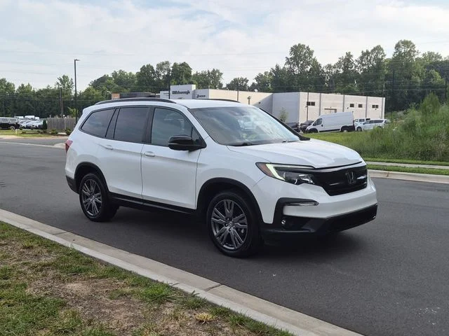 Used 2022 White Honda Sport image 15