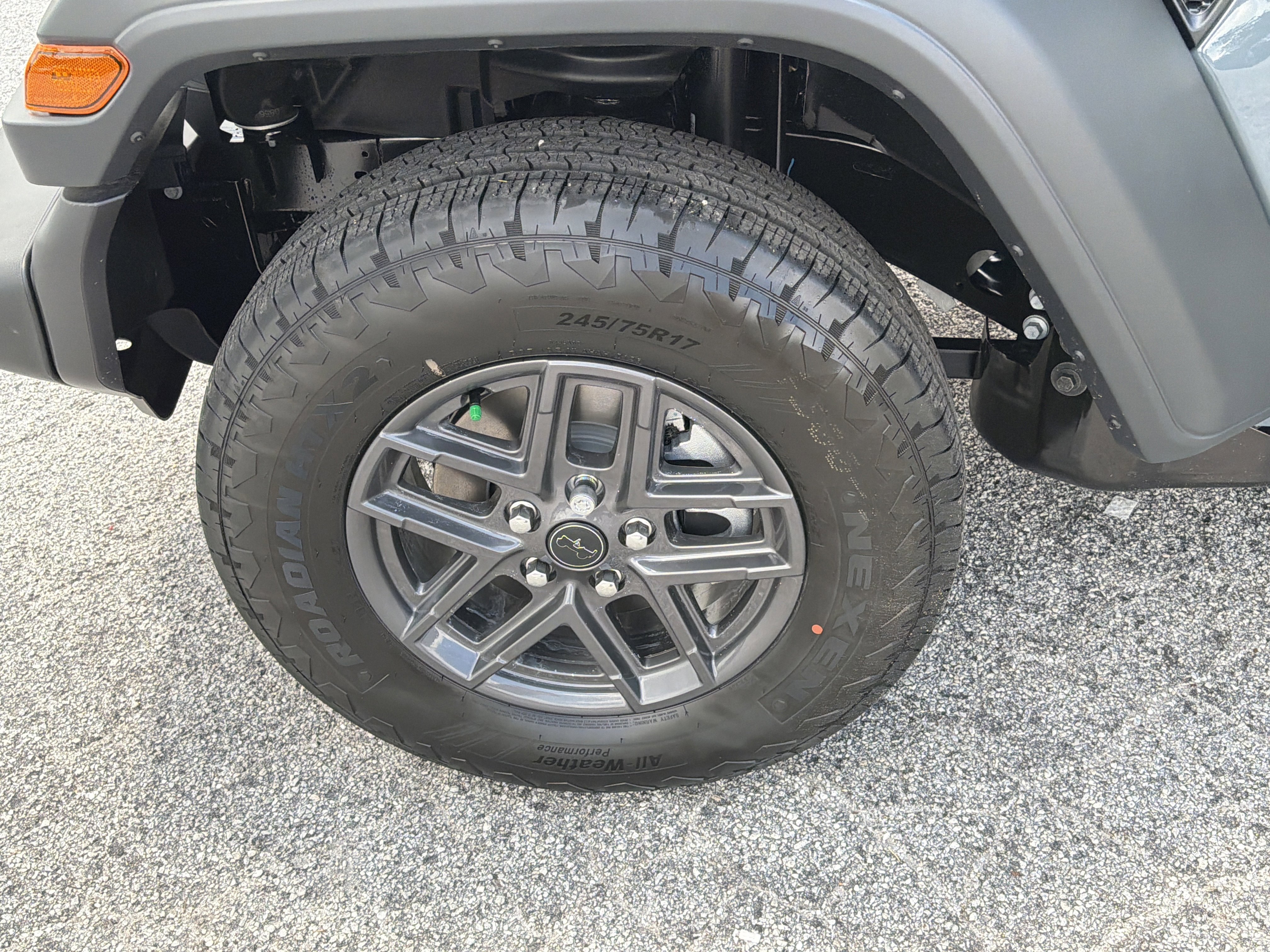New 2026 Anvil Clear-Coat Exterior Paint Jeep Sport S image 12