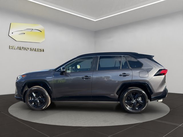 Used 2021 Gray Toyota Hybrid XSE image 4