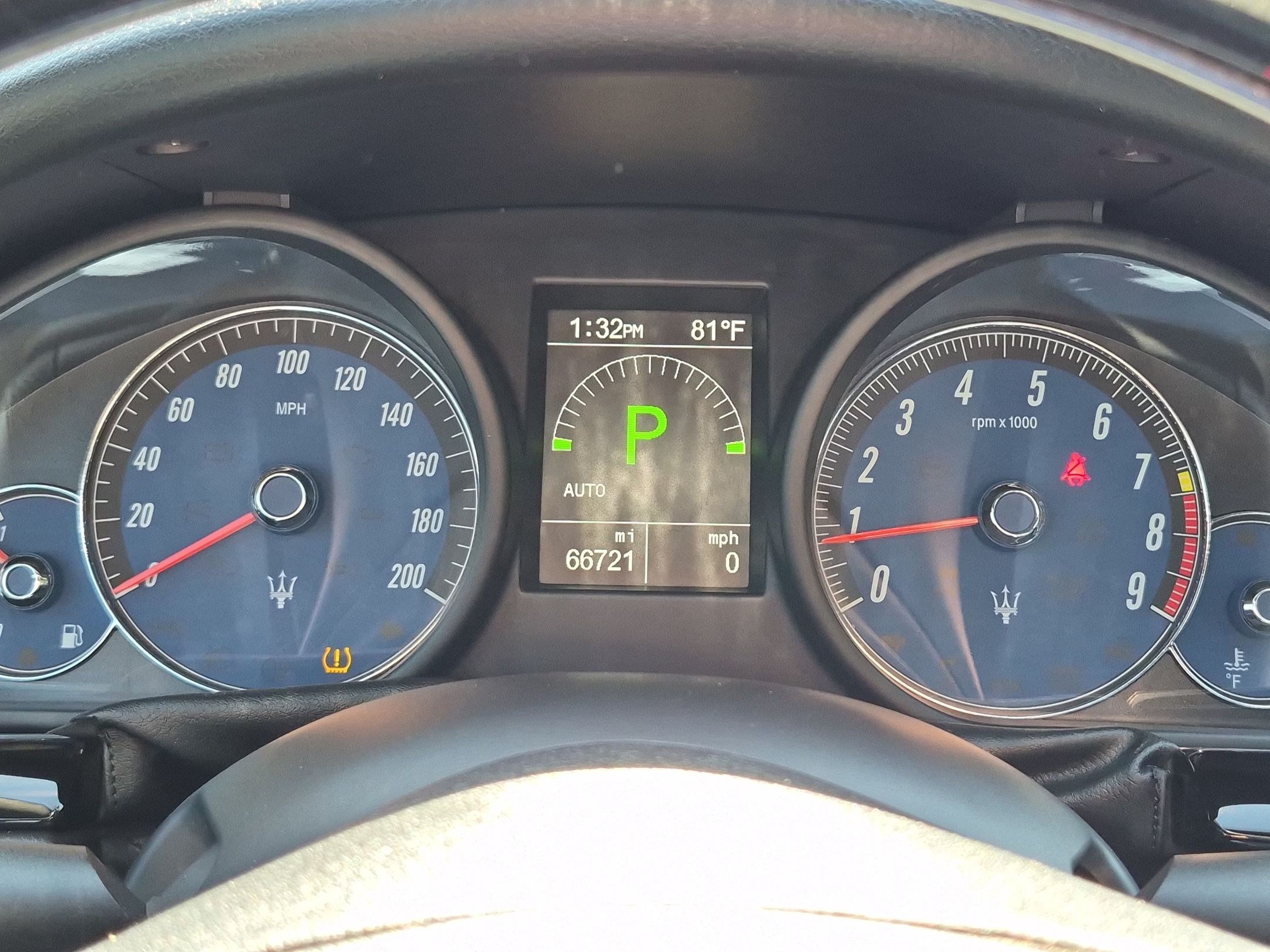 Used 2014 Gray Maserati Sport image 15