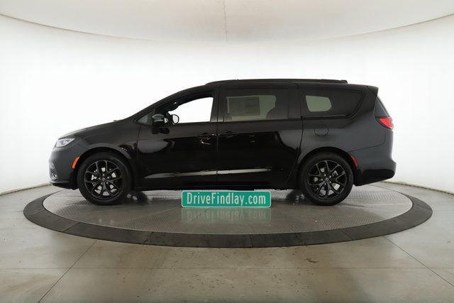 2026 Chrysler Pacifica Select - Photo 9