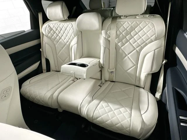 New 2026 White Genesis 3.5T Prestige image 12
