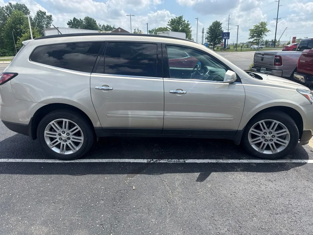 Used 2015 Gold Chevrolet LT image 11