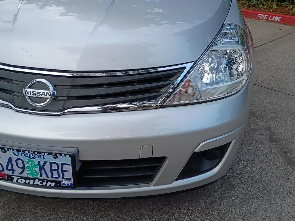 Used 2011 Brilliant Silver Metallic Nissan 1.8 S image 8