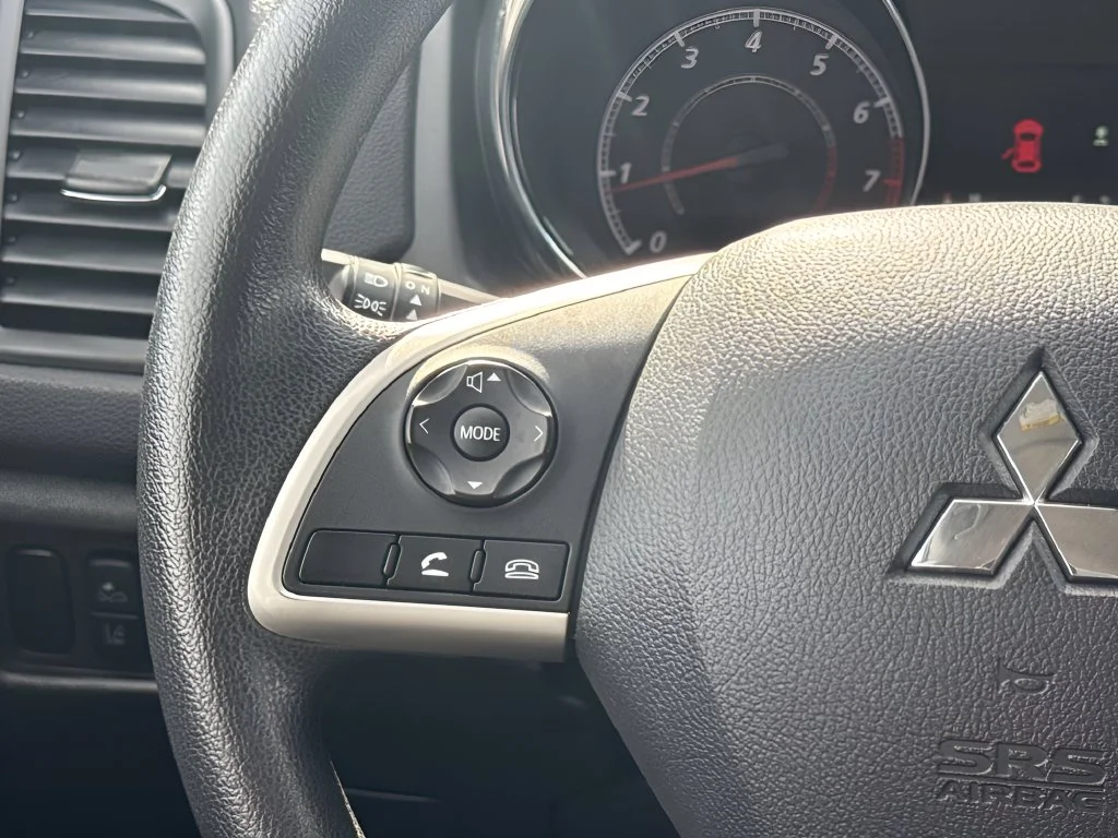 Used 2024 Orange Mitsubishi 2.0 ES image 12