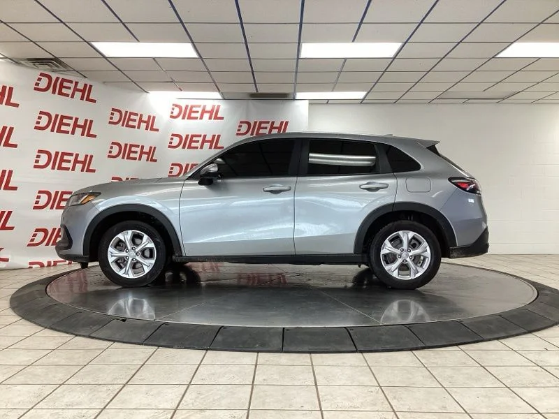 Used 2024  Honda LX image 4