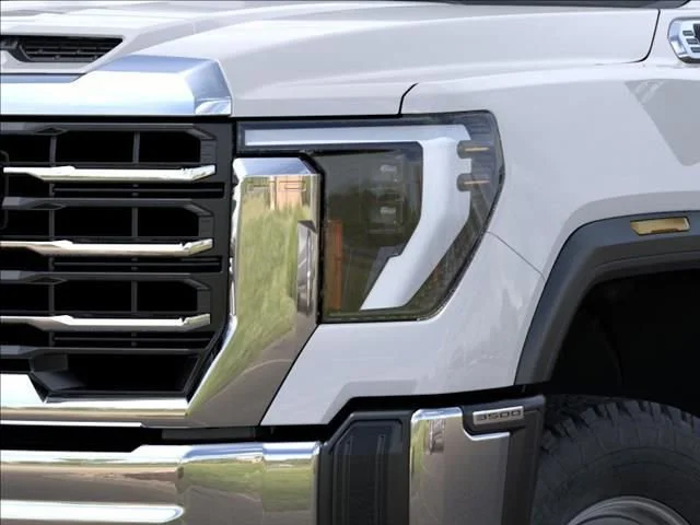 2025 GMC Sierra 3500 Chassis Cab Pro - Photo 10