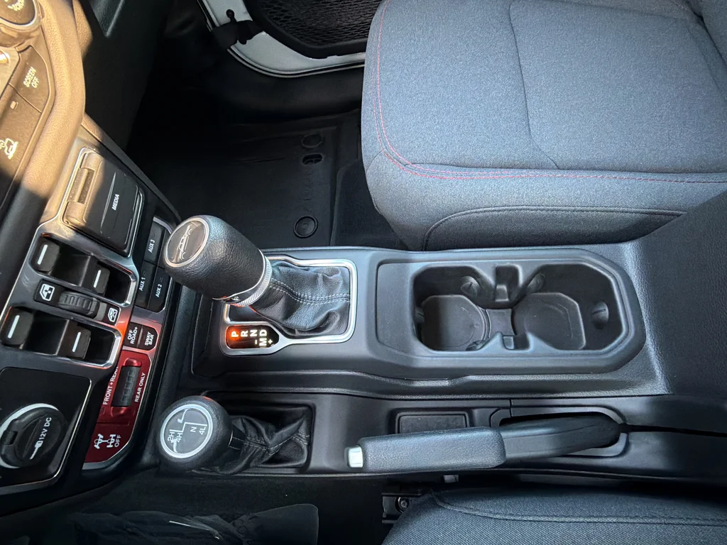 Used 2024 White Jeep Rubicon image 28