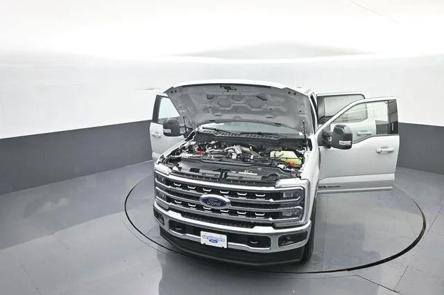 New 2026 Avalanche Ford F-350® Lariat® image 38