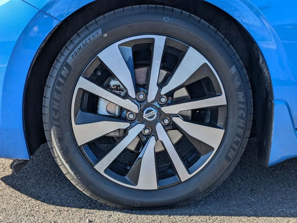 Certified Used 2023 Electric Blue Metallic Nissan SV image 24