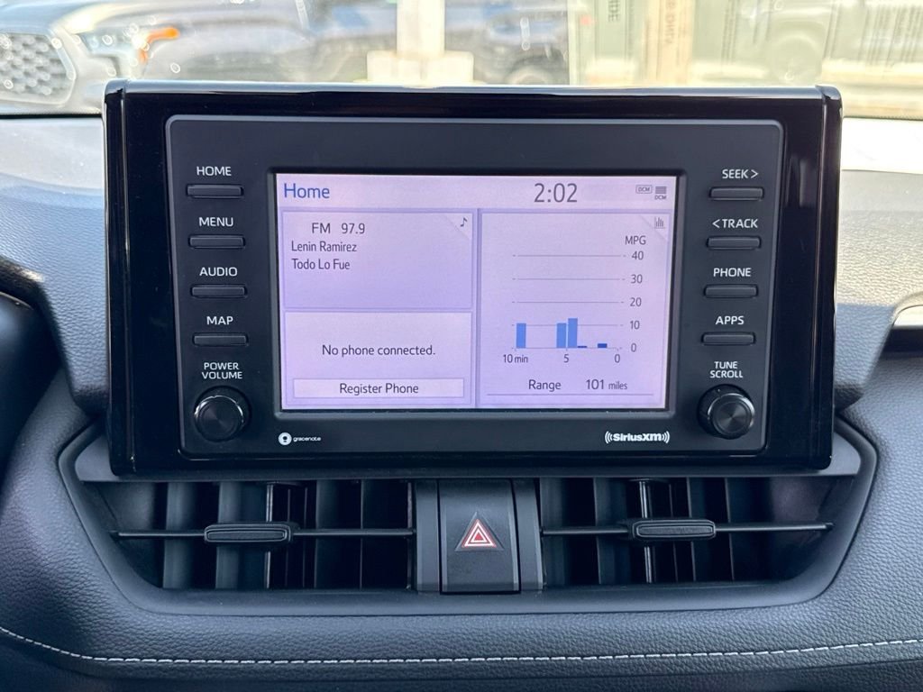 Certified Used 2022  Toyota XLE image 30