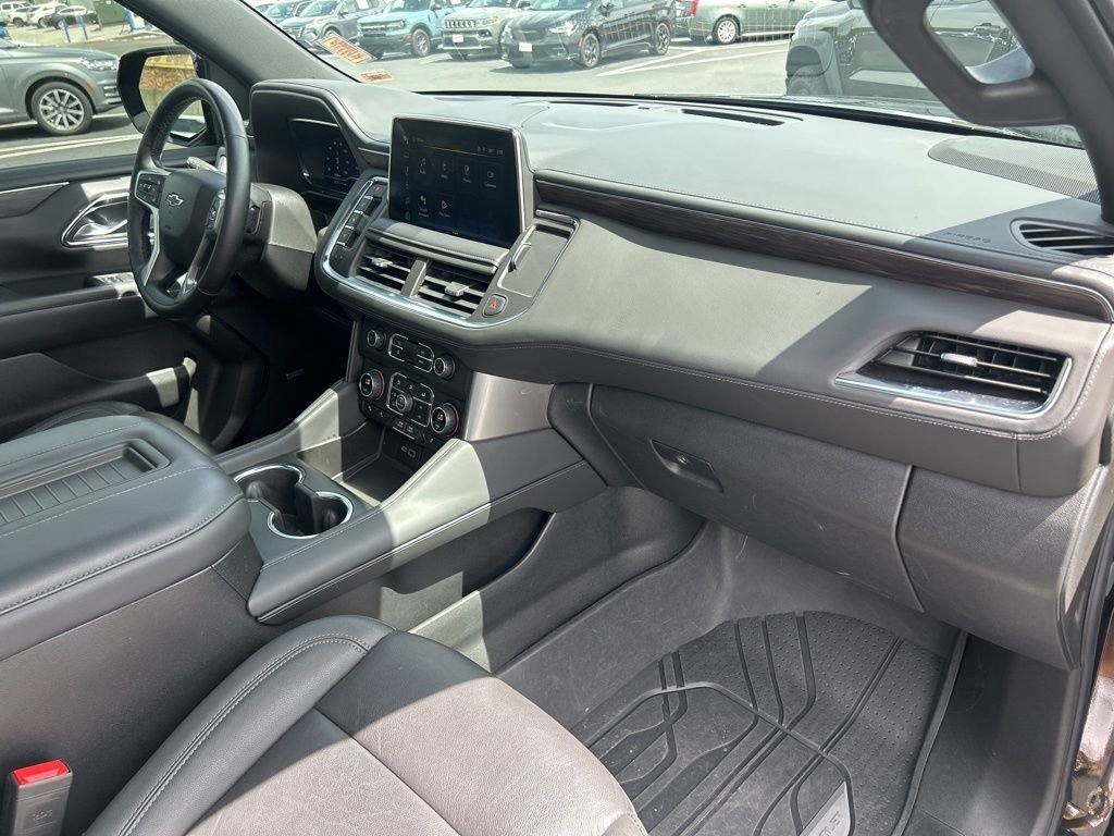 Used 2024 Black Chevrolet Z71 image 52