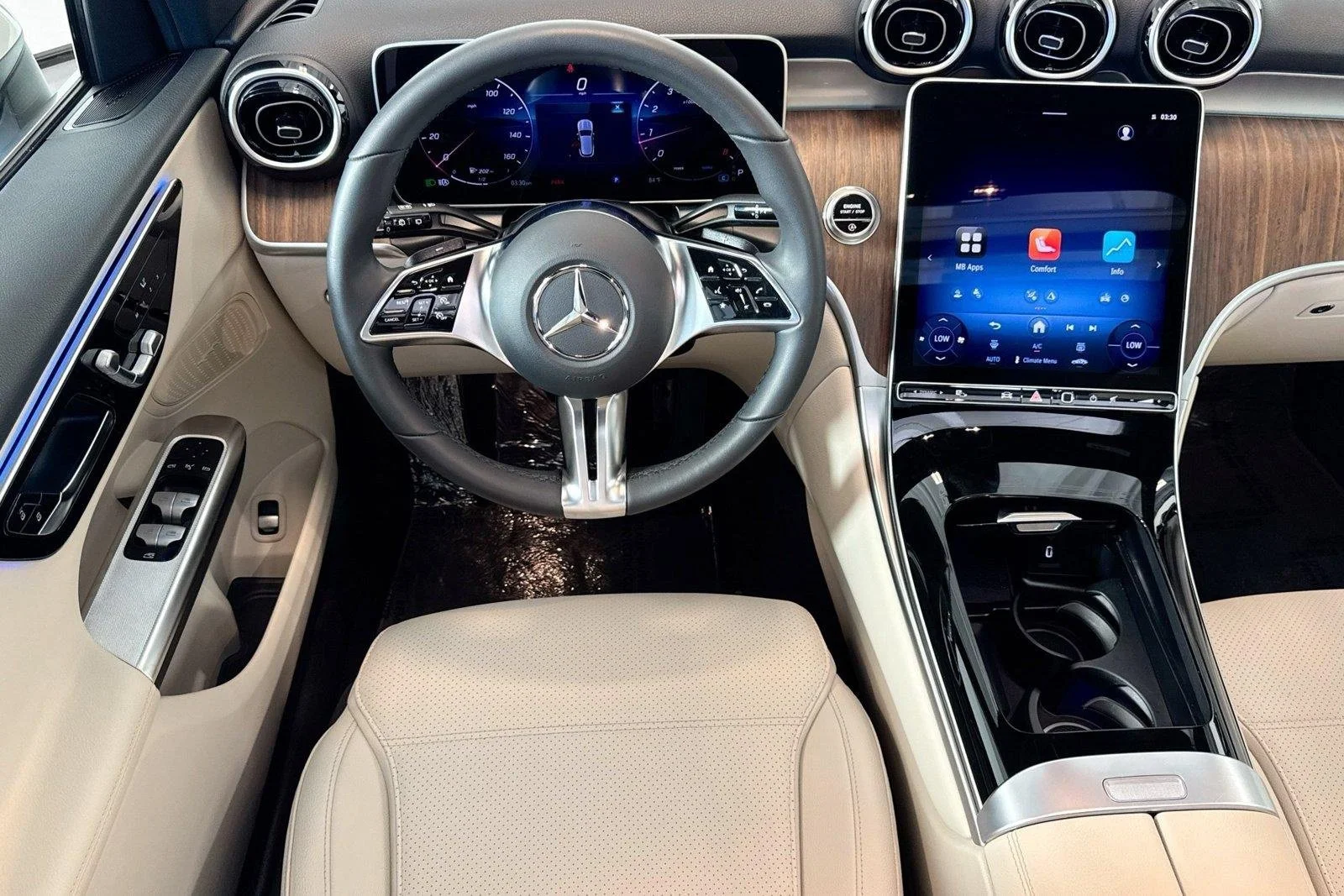 Used 2026 Polar White Mercedes-Benz GLC 300 image 21