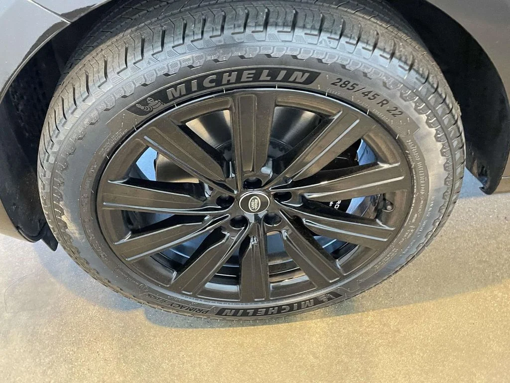Certified Used 2023 Black Land Rover Autobiography image 11