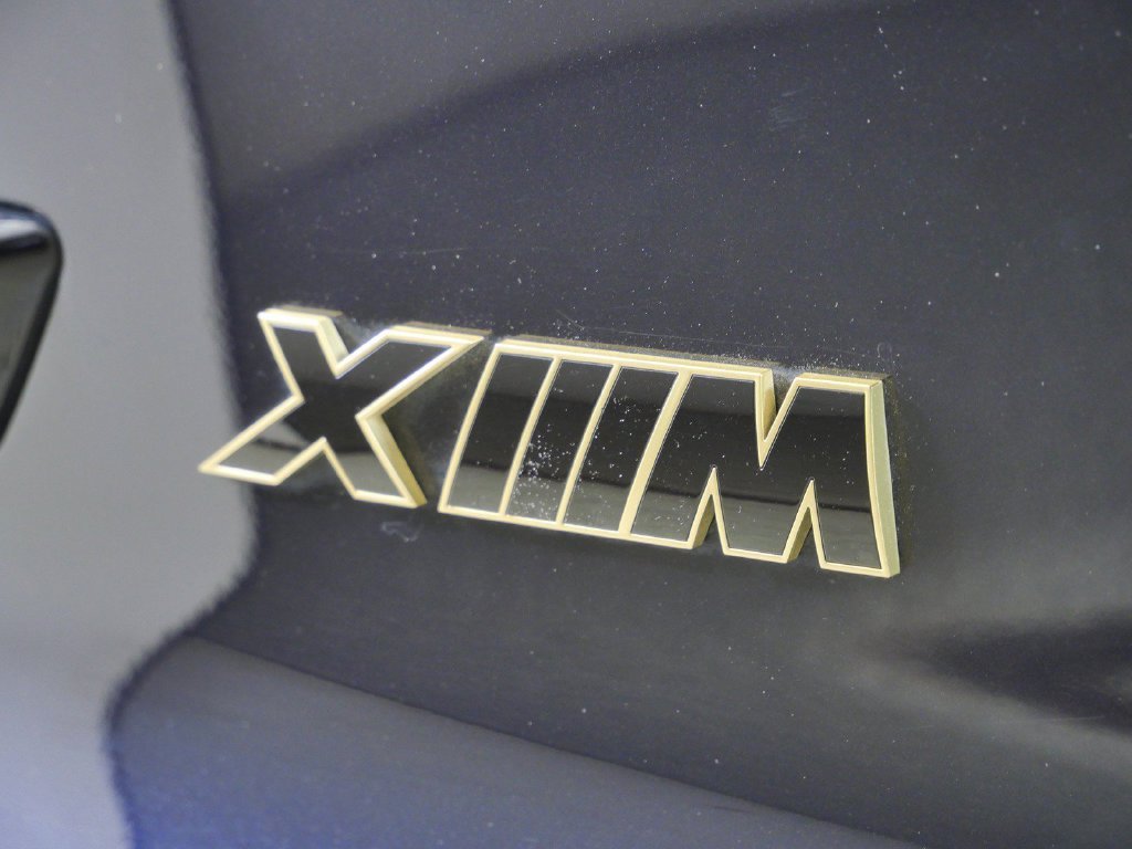 Used 2023 Carbon Black Metallic BMW Base image 13