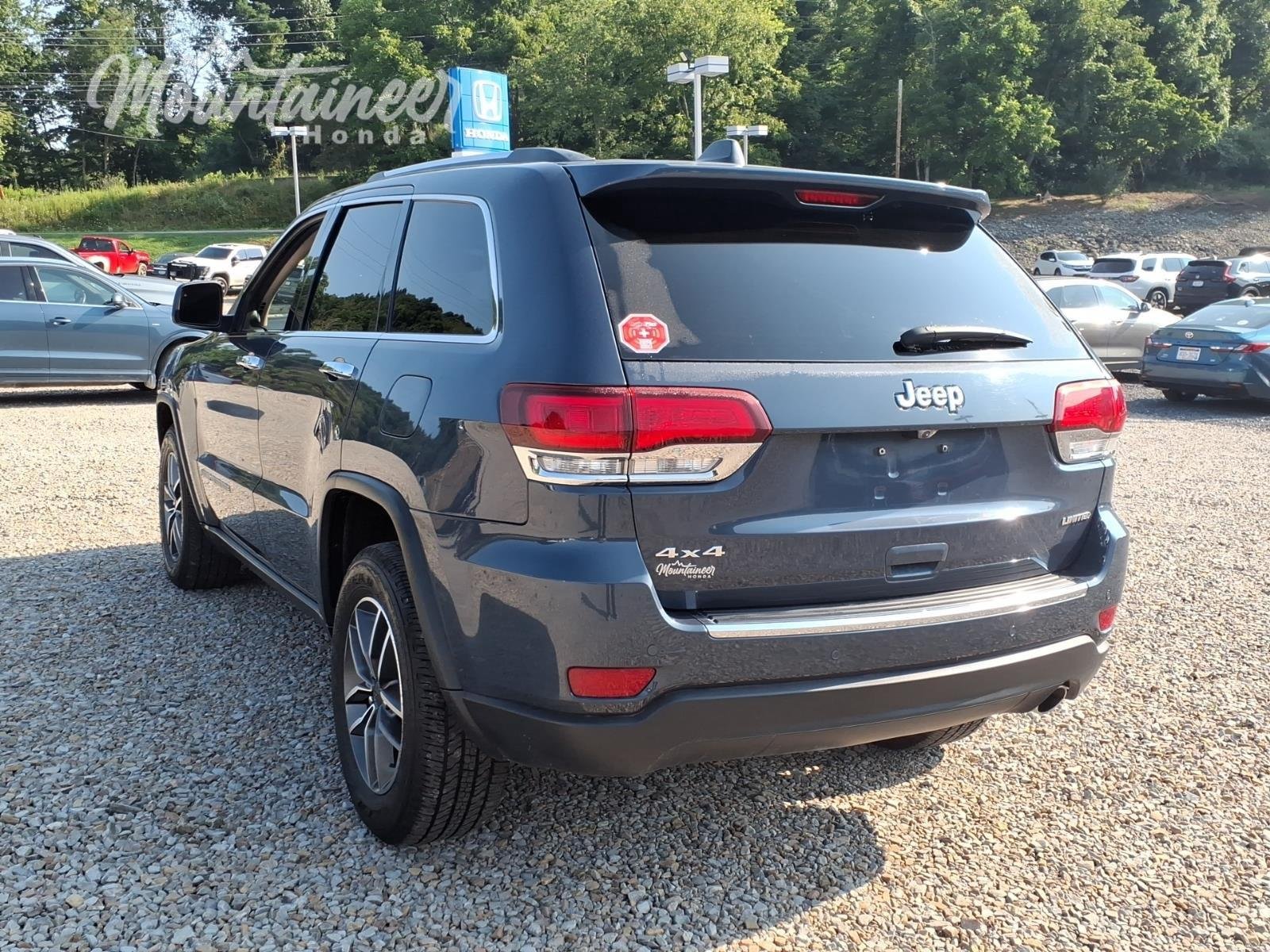 Used 2021 Slate Blue Pearlcoat Jeep Limited image 5