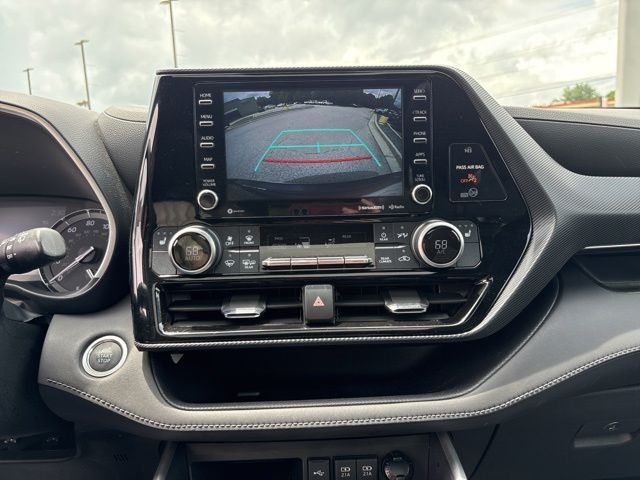 Used 2021 Midnight Black Metallic Toyota XSE image 18
