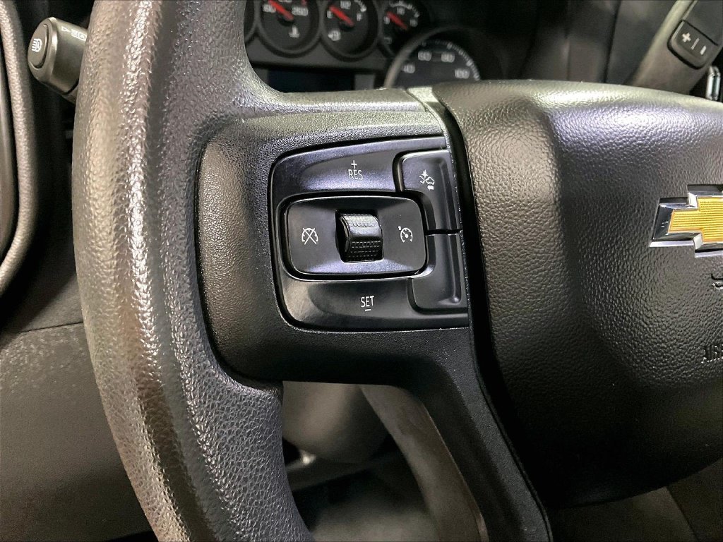 Used 2023 Red Chevrolet Custom image 22