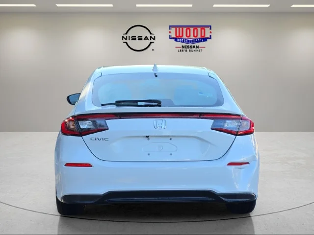 Used 2024 White Honda EX-L image 3