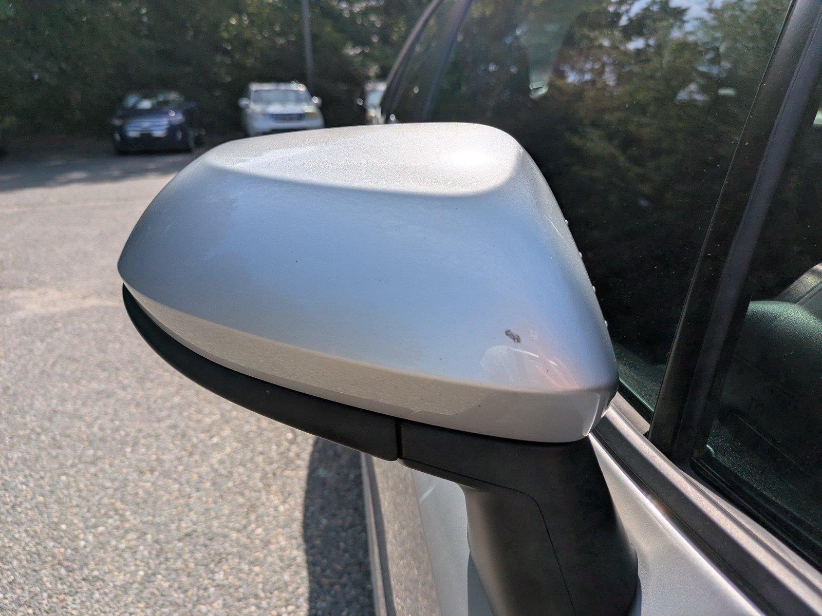 Used 2024  Toyota LE image 12