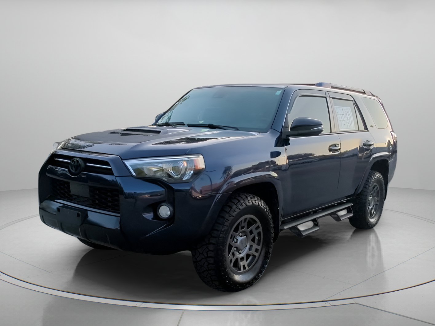 Used 2020 Nautical Blue Metallic Toyota Venture image 7