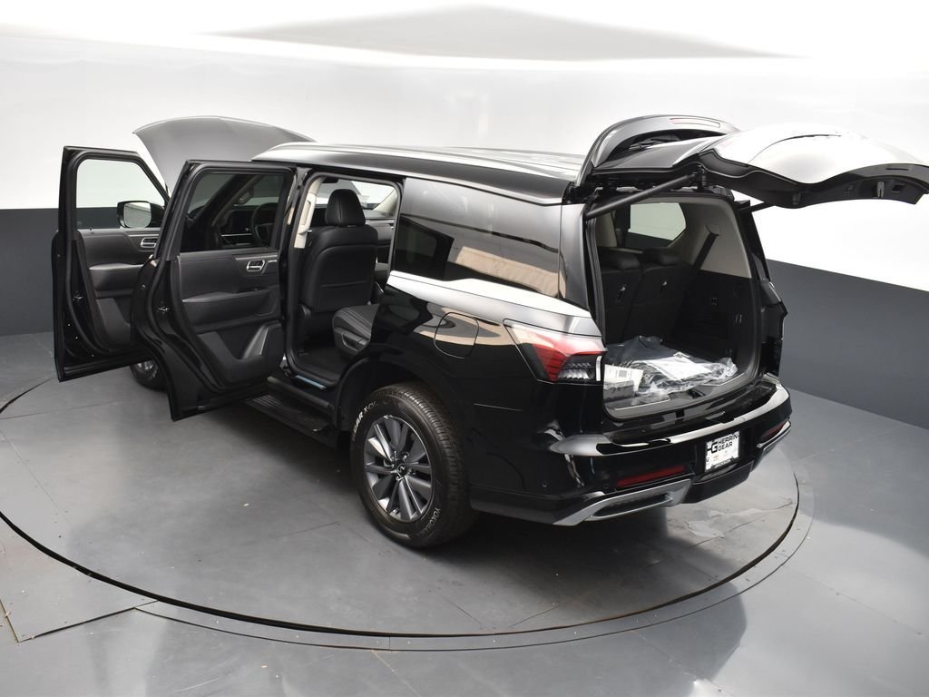 Used 2025 Black INFINITI PURE image 2