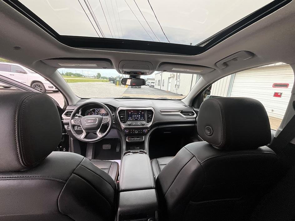 Used 2023 Black GMC AT4 image 36