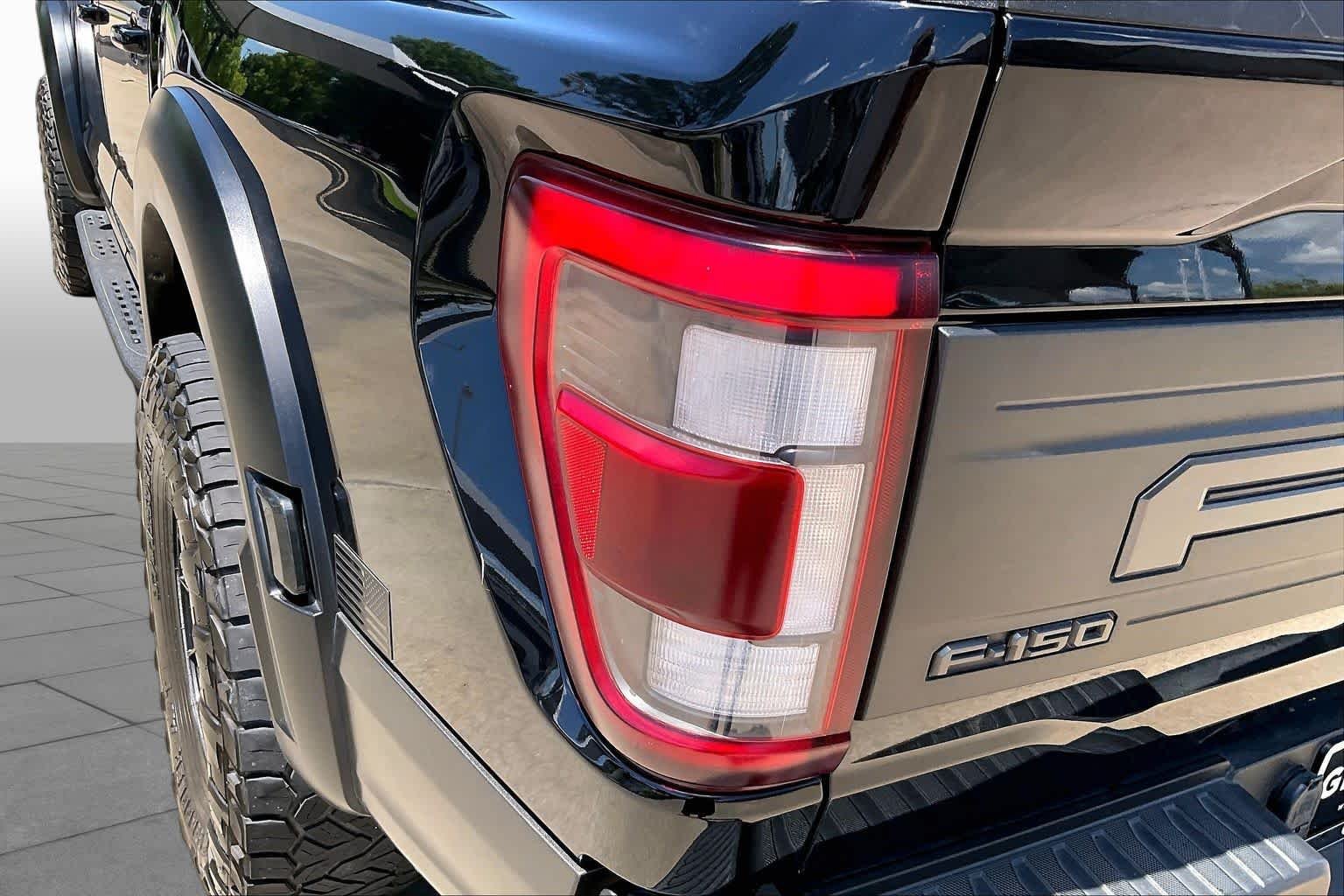 Used 2023 Agate Black Metallic Ford Raptor image 27