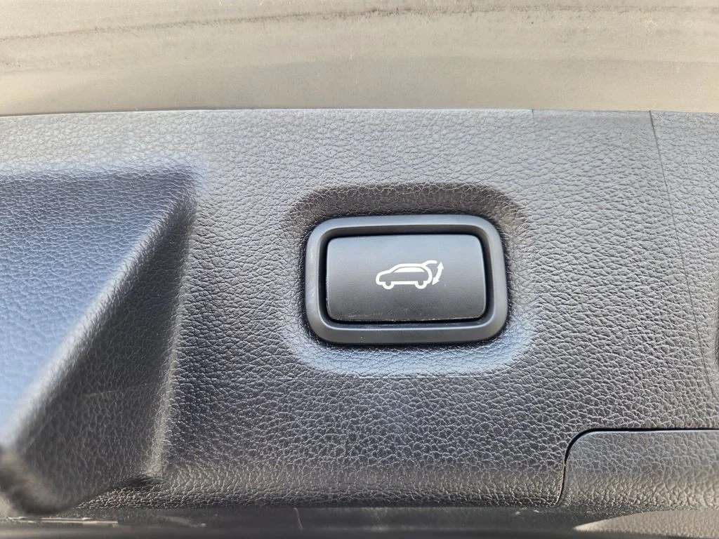 Used 2022 Gray Hyundai XRT image 10