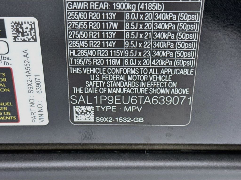 Certified Used 2026 Santorini Black Metallic Land Rover SE image 34