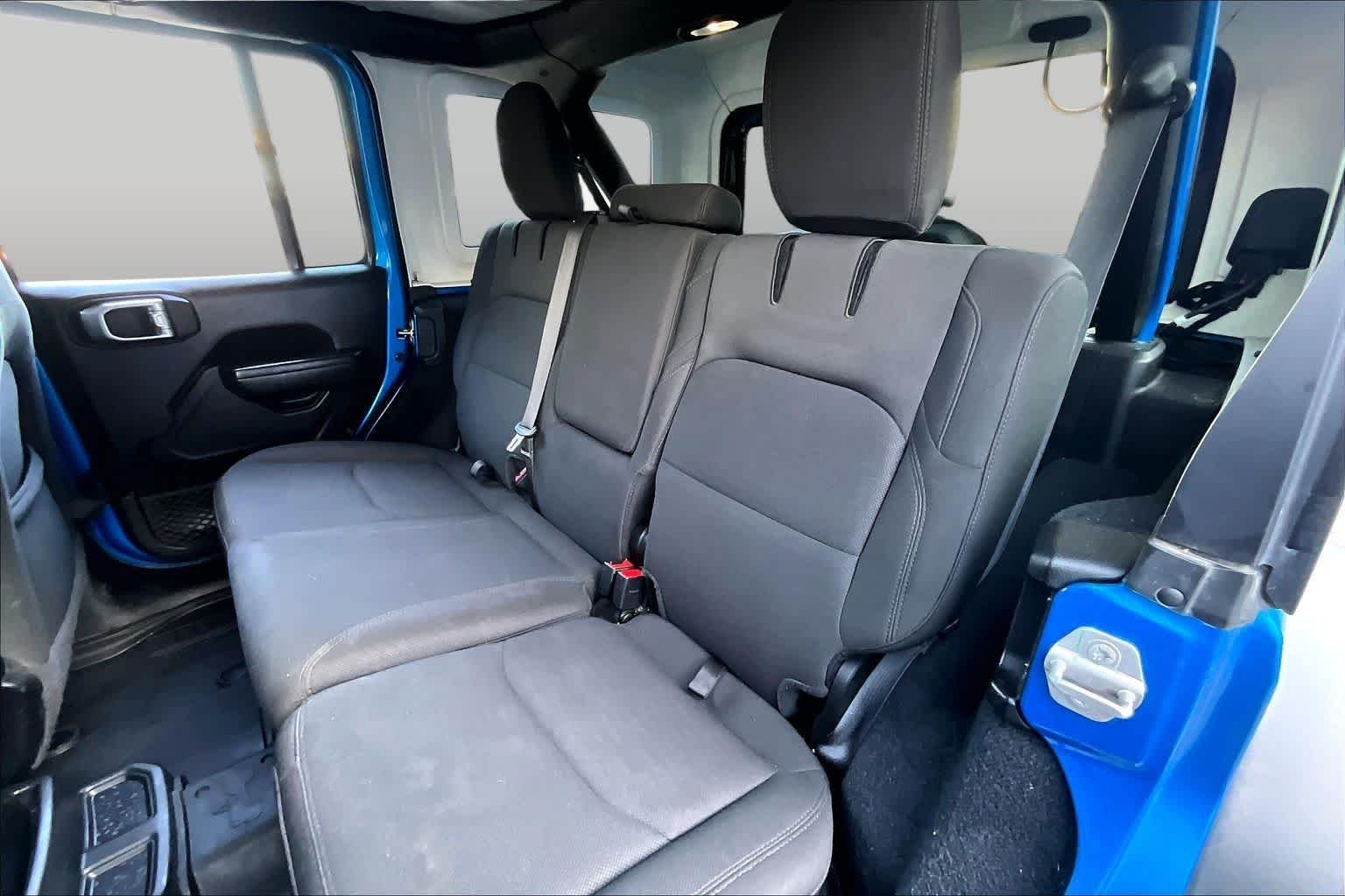 Used 2023 Hydro Blue Pearlcoat Jeep  image 20