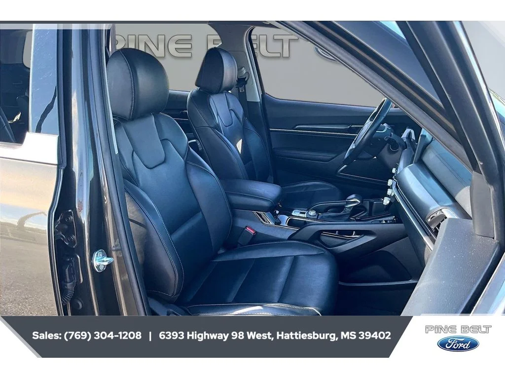 Used 2025 DARK MOSS Kia S image 6